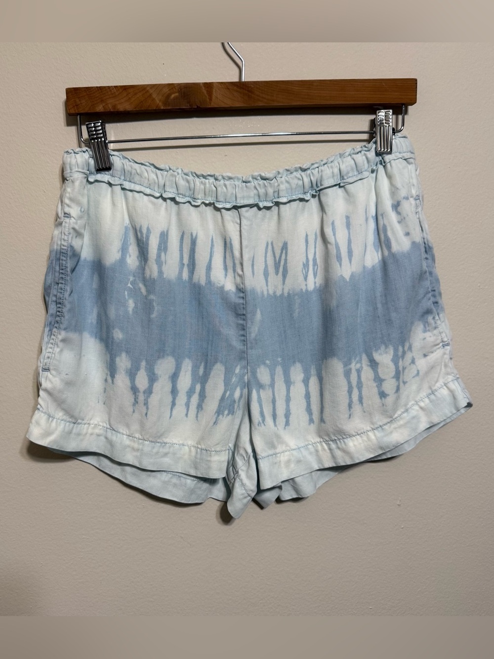 Cloth & Stone Women Pull On Shorts S Blue White Tye Dye